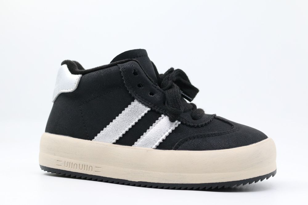 Ботинки детские демисезонные 2 000 руб.