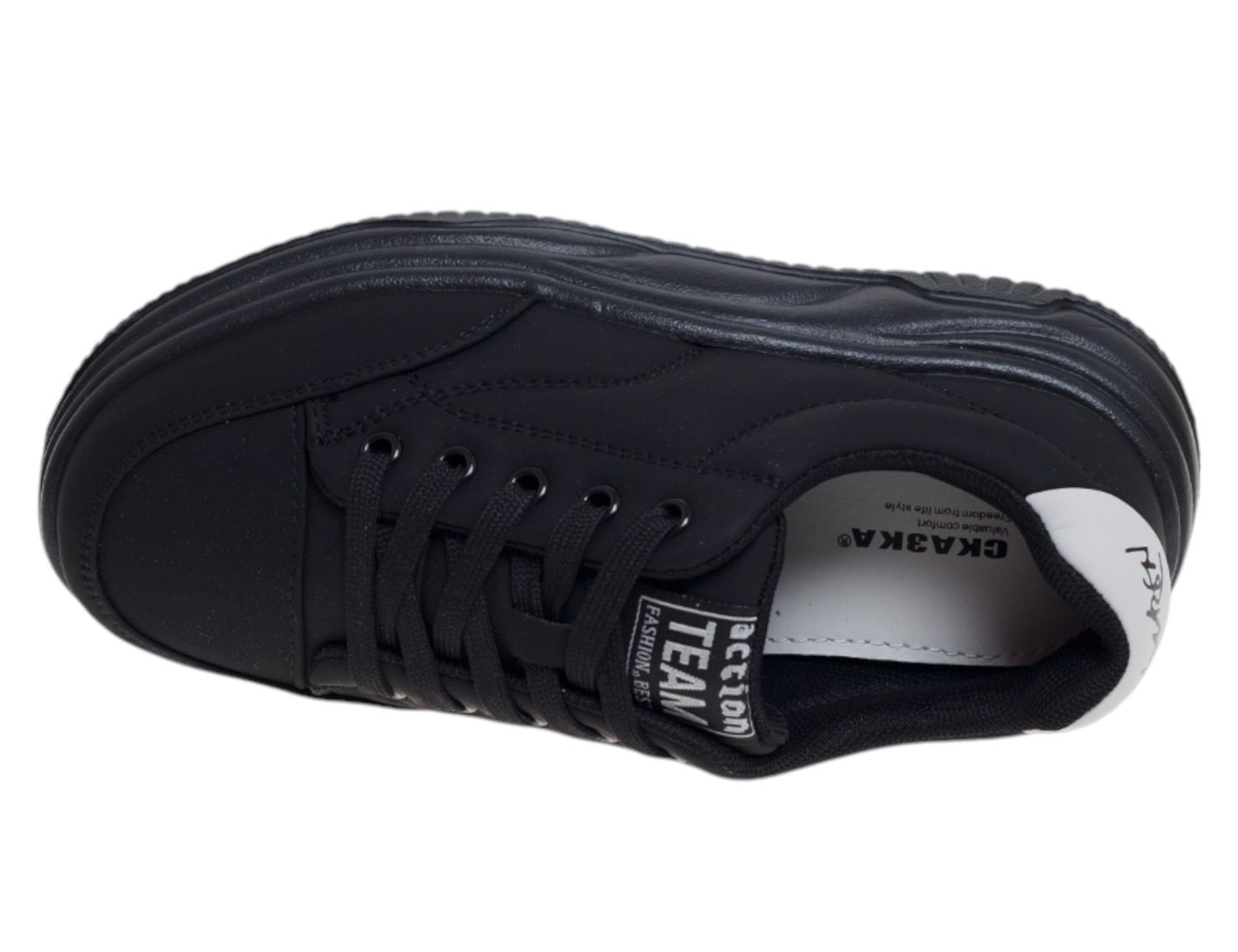 Туфли детские школьные 685 руб.