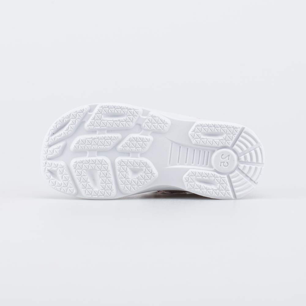 Сандалии 2 215 руб.