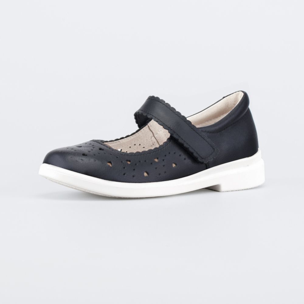 Туфли детские 2 400 руб.