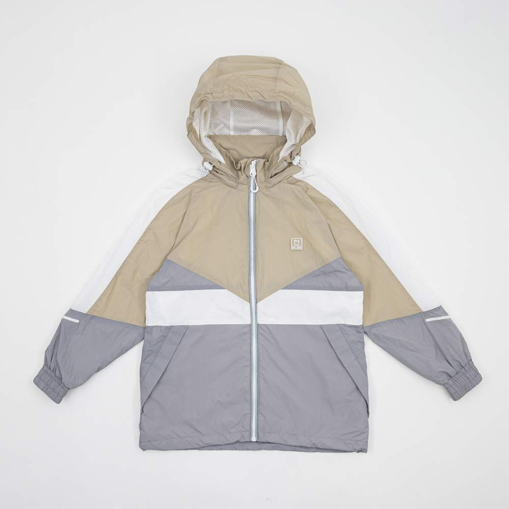 07772002-41 Ветровка детская сер-беж р.116 07772002-41 Ветровка детская сер-беж р.116 1 950 руб.