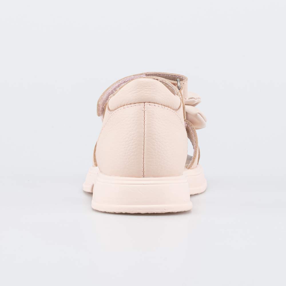 Сандалии 1 995 руб.