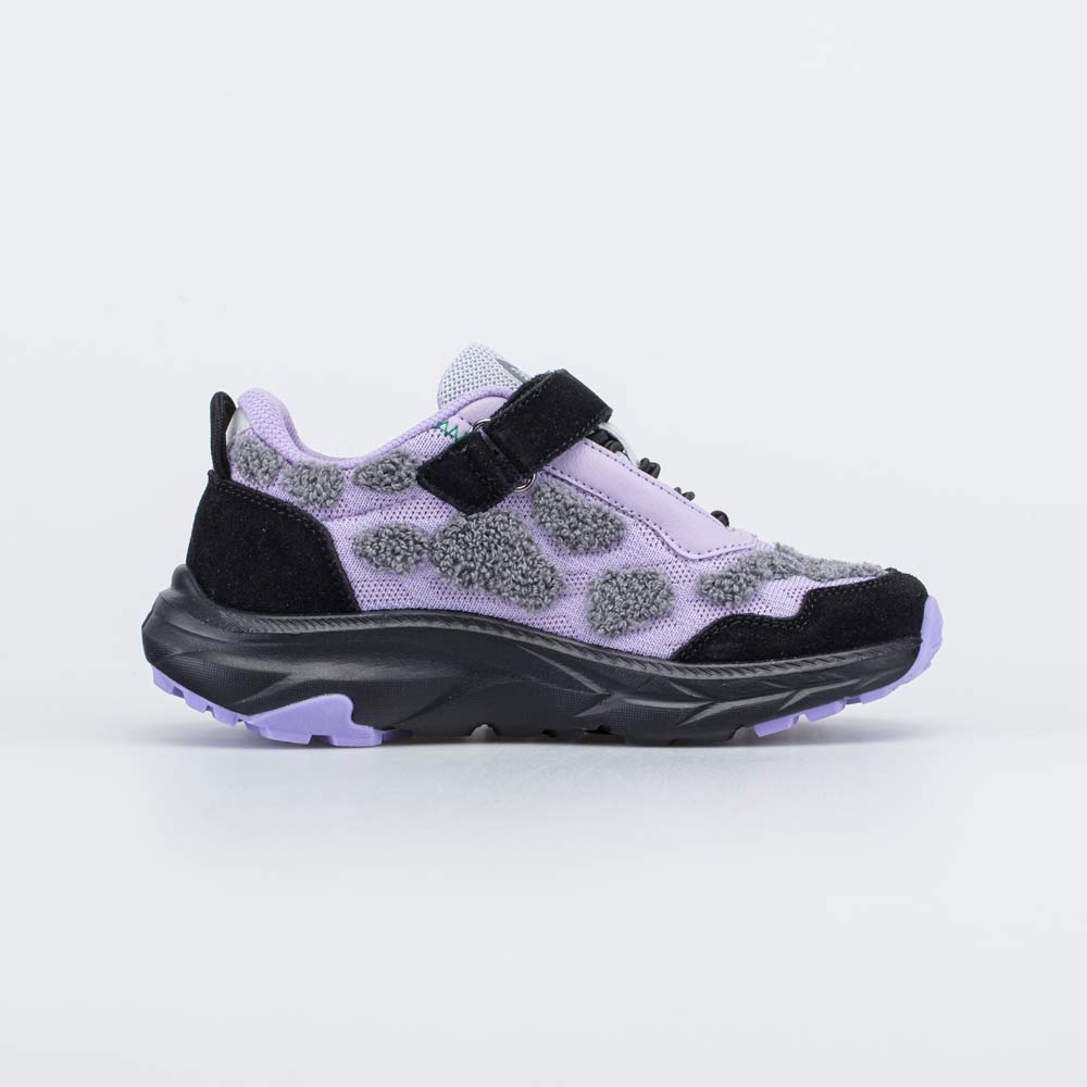 Кроссовки 1 885 руб.