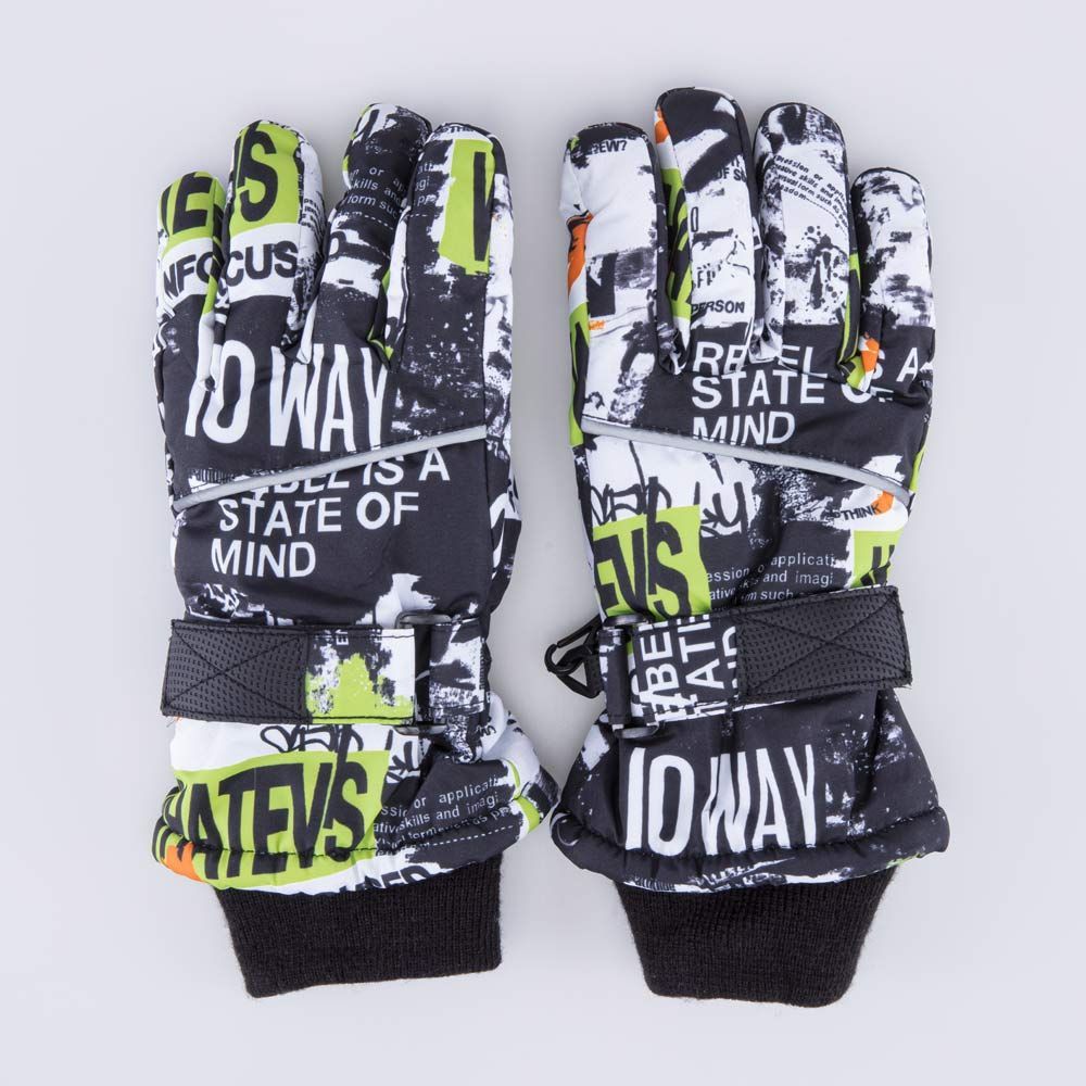 07722252-40 Перчатки детские чер-бел 6-8 лет 780 руб.