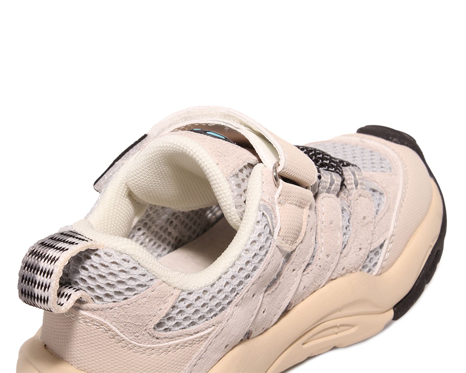 Кроссовки Кроссовки 1 200 руб.