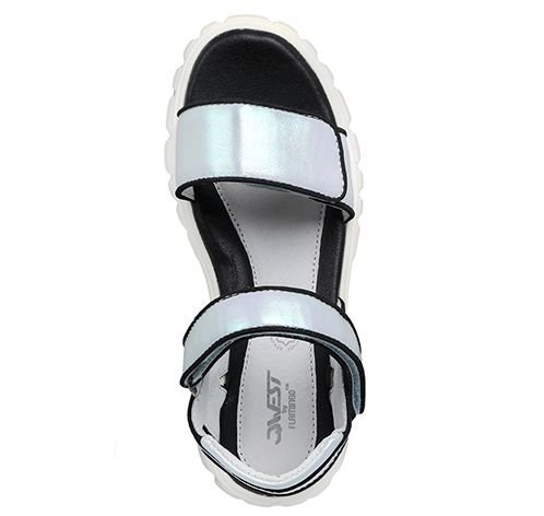 Босоножки Босоножки 990 руб.