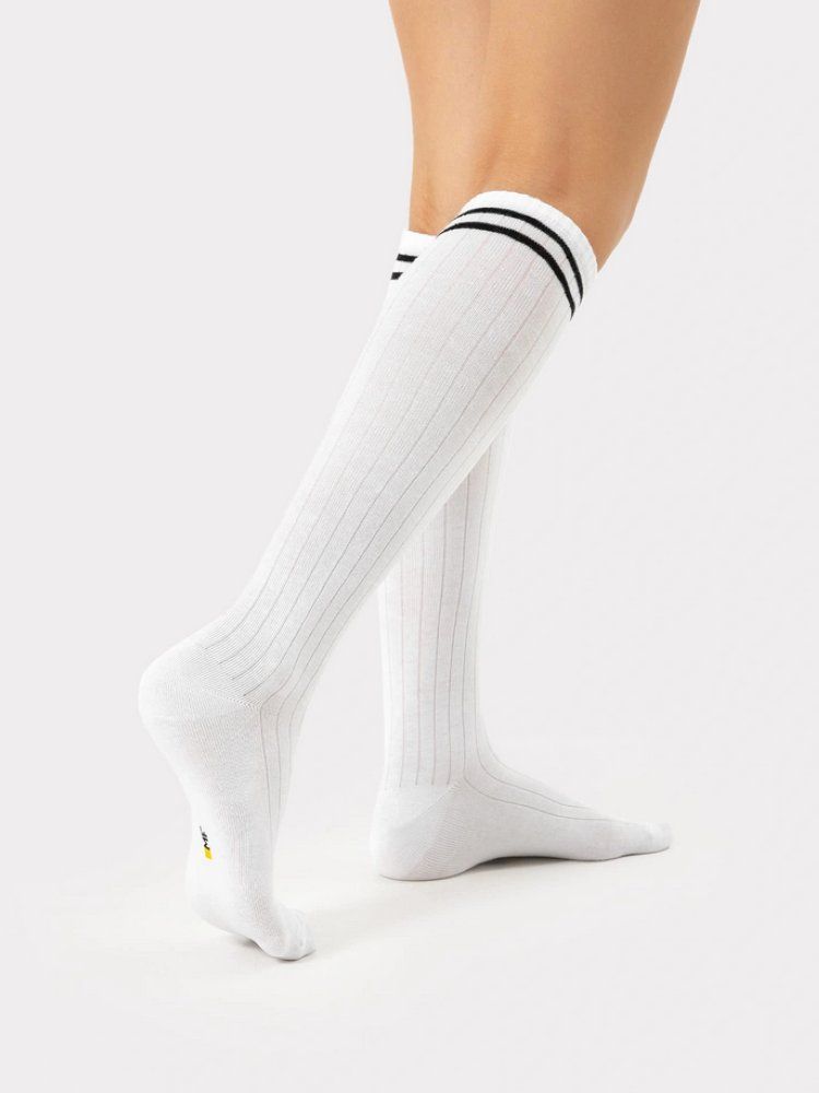 07842809-40 Гольфы хлопковые бел-чер р.22 90 руб.