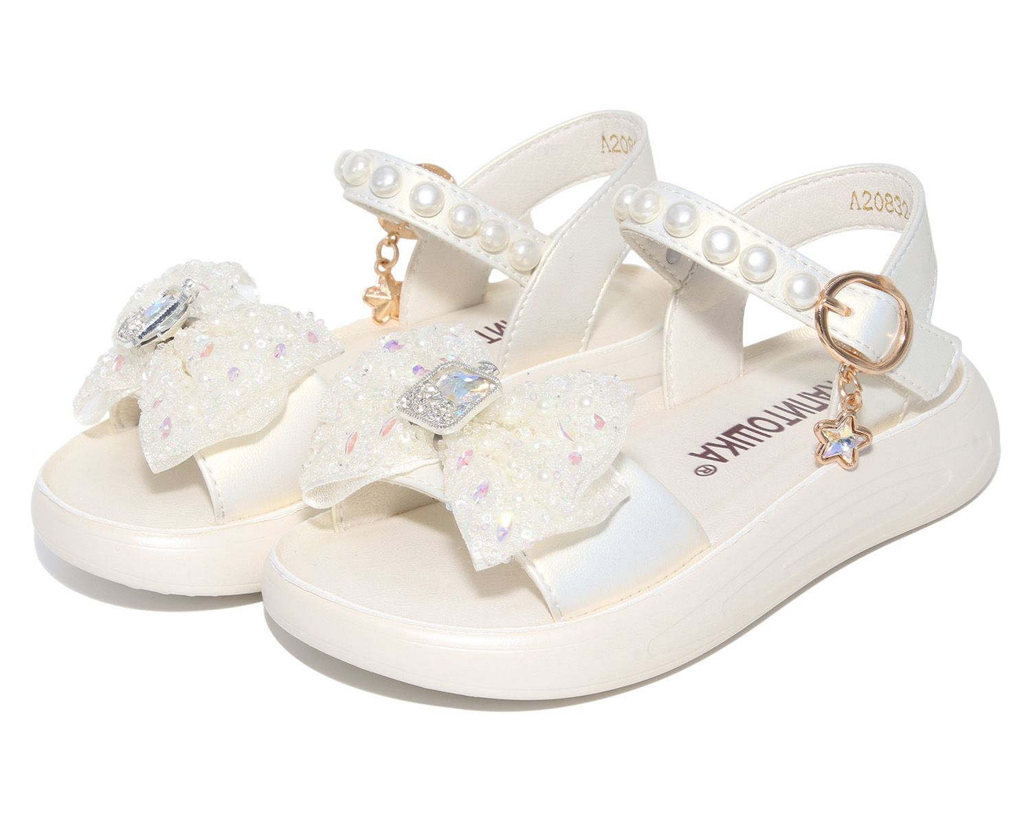 Сандалии 1 100 руб.