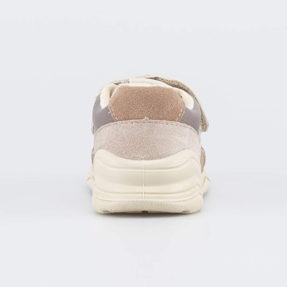 Полуботинки детские спортивные 2 070 руб.