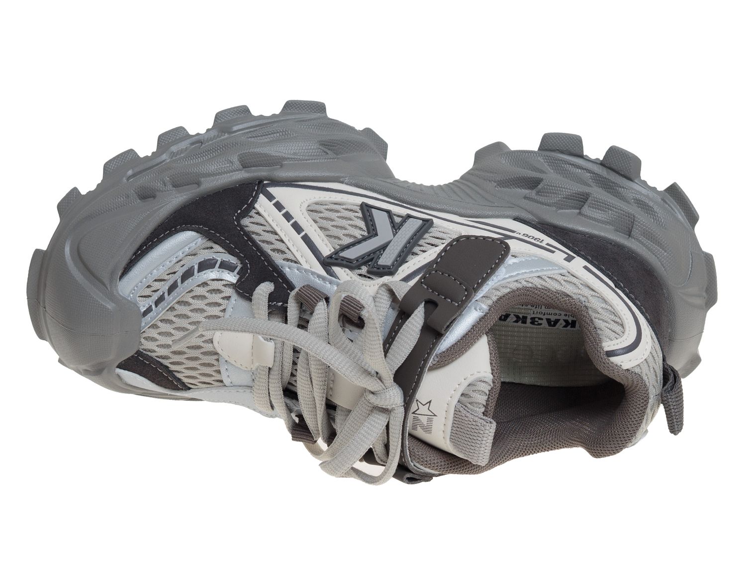 Полуботинки детские спортивные Полуботинки детские спортивные 1 462 руб.