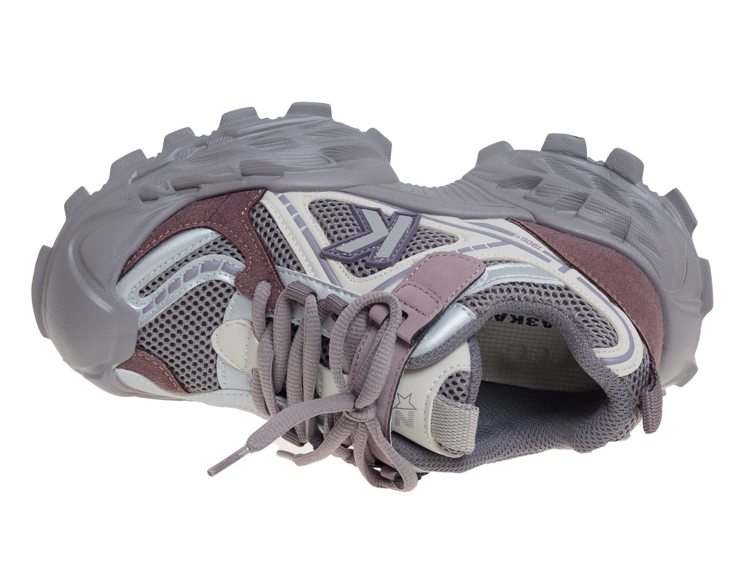 Полуботинки детские спортивные Полуботинки детские спортивные 1 462 руб.