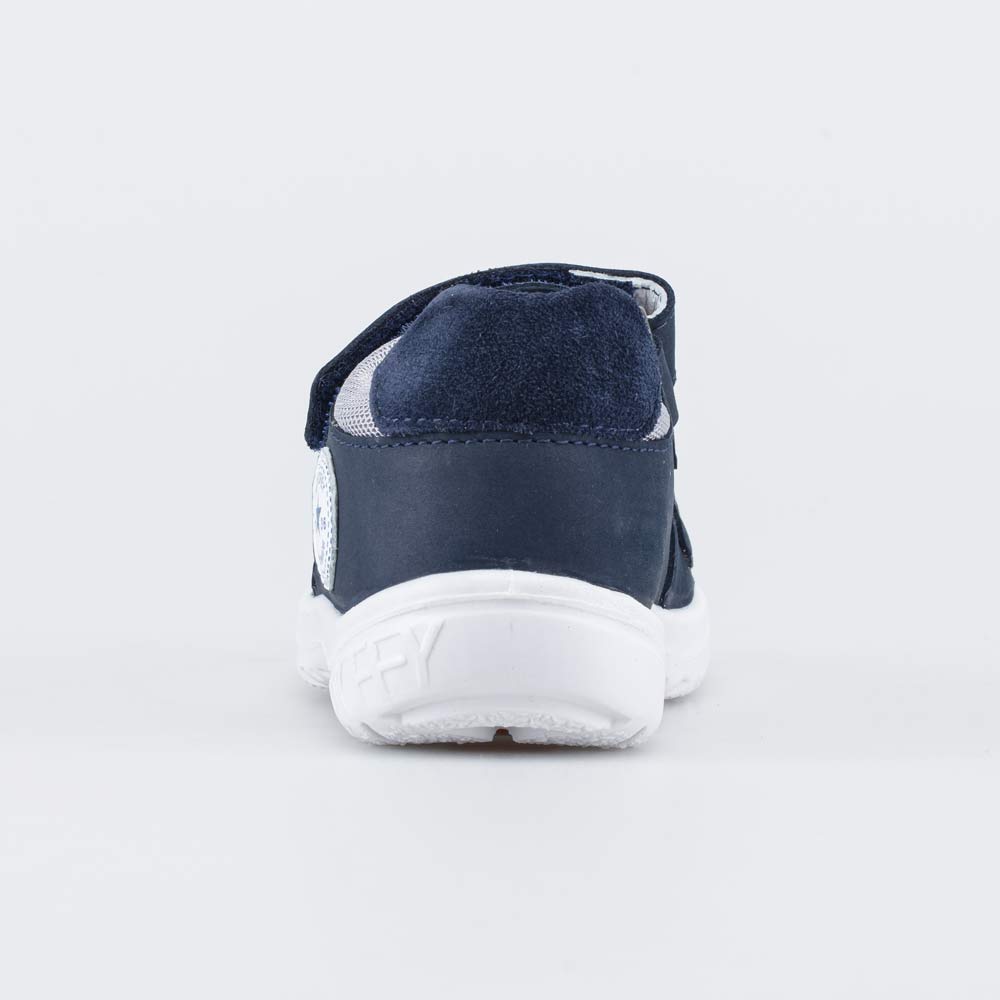 Сандалии Сандалии 2 085 руб.