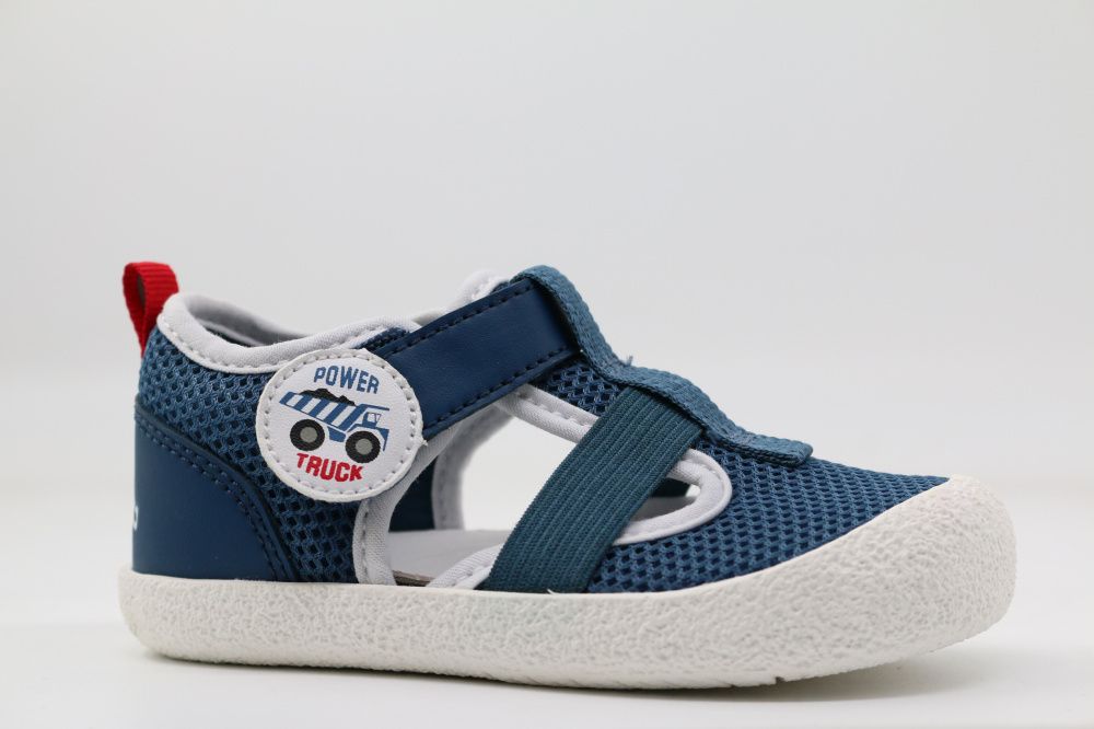 Туфли летние первый шаг Туфли летние первый шаг 1 550 руб.