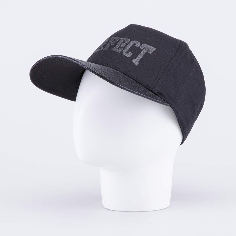 07809015-40 Бейсболка черный 54-56 720 руб.