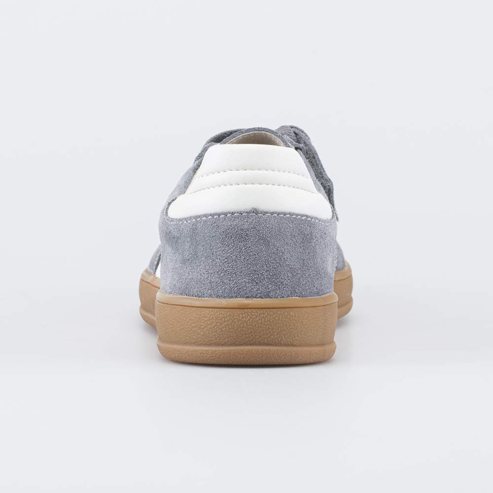 Полуботинки детские комбинированные Полуботинки детские комбинированные 2 395 руб.