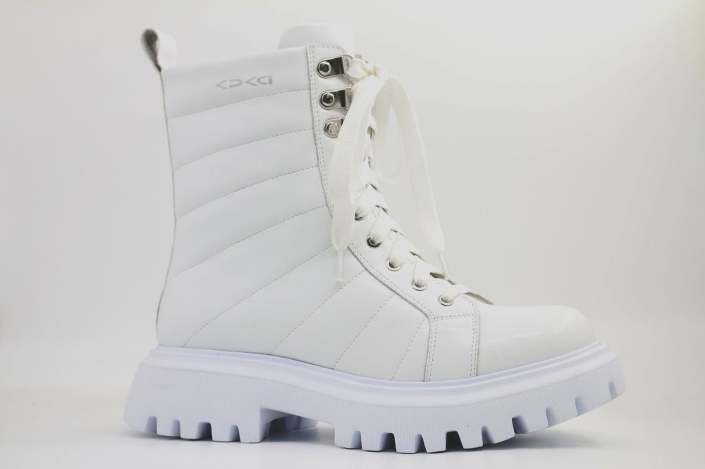 Ботинки детские зимние (Нат. мех, нат. шерсть) 3 150 руб.