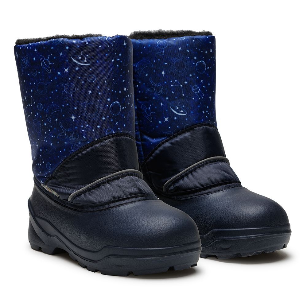 Сапожки детские, мод.571/05 (галактика синий/т.синий, Асс 1 (27/1,28/1,29/1,30/1,31/1,32/1,33/1), 7 пар) 804 руб.